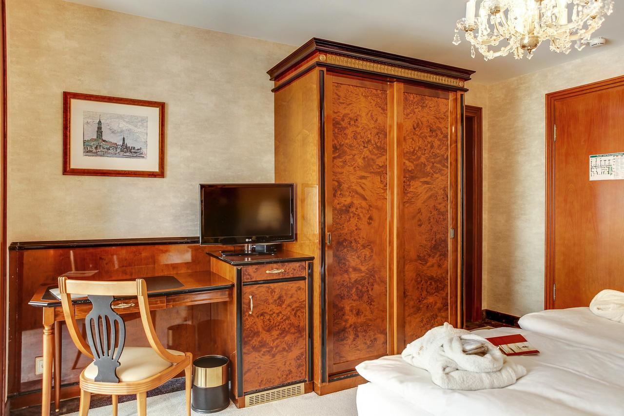 Seetelhotel Ahlbecker Hof Heringsdorf  Exterior photo A room at the hotel